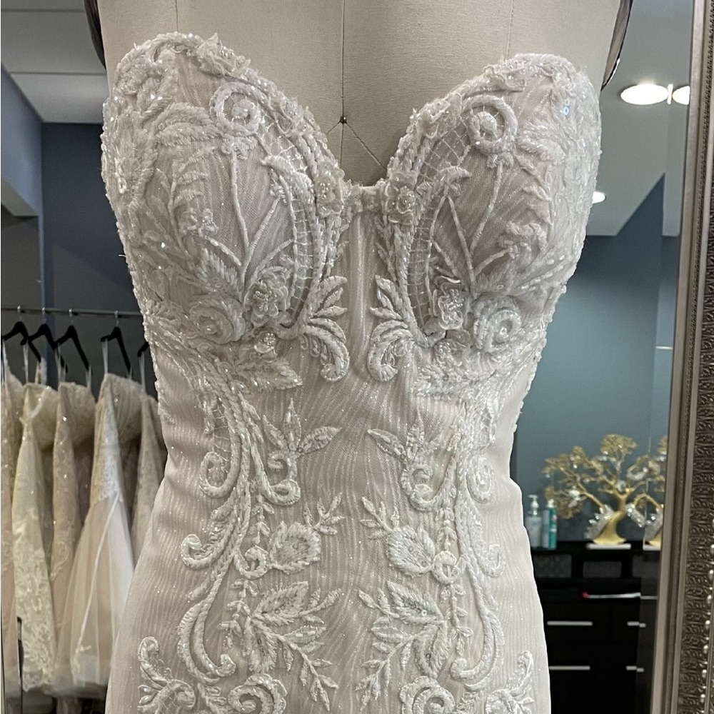 Martina Liana mermaid wedding dress. Size 14 street size 12